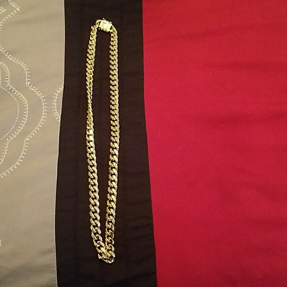 Heavy Cuban link chain
